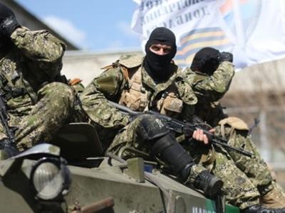 Боевики 15 раз обстреляли военных в новогоднюю ночь