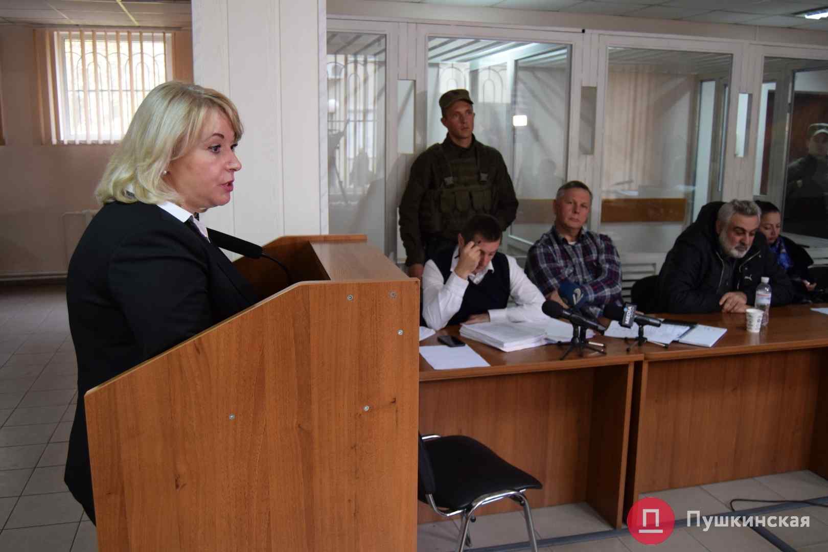 Елена Буйневич на суде по делу «Виктории»: о недочётах по «пожарке» я узнала только в ночь трагедии