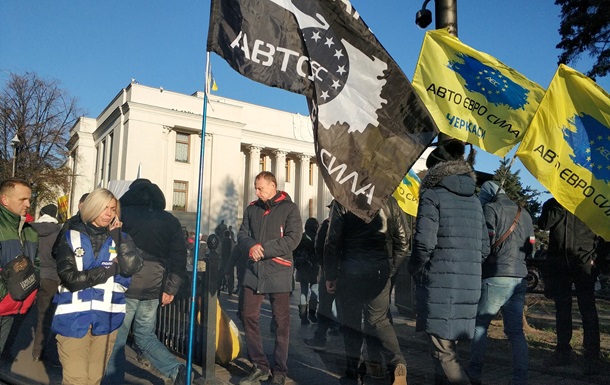 Евробляхеры грозят масштабными протестами по всей Украине