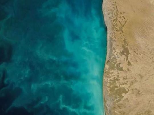 NASA показало фотографию аномального процесса в Каспийском море
