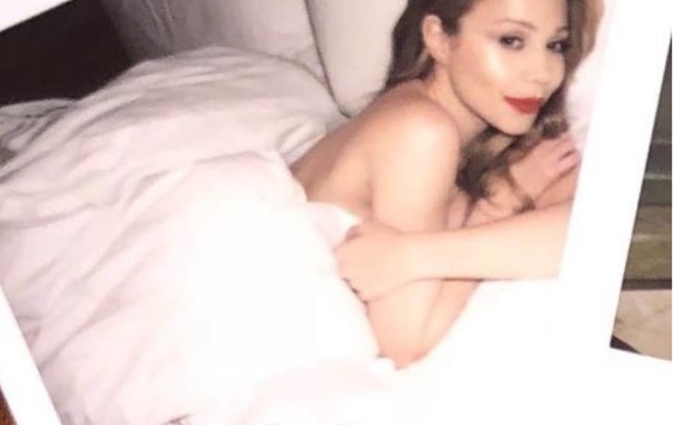 Тина Кароль показала фотосессию ко Дню Валентина