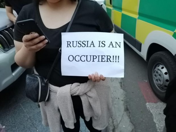 Антироссийские протесты в Грузии: что известно – фото и видео