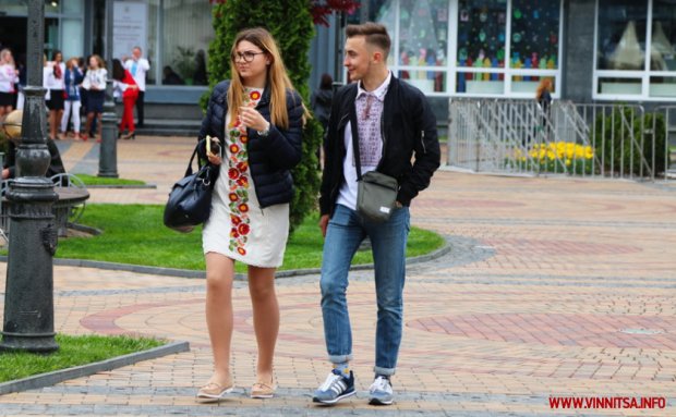 День вишиванки: як святкують українці в різних містах – неймовірні фото та відео