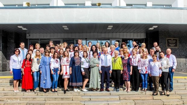 День вишиванки: як святкують українці в різних містах – неймовірні фото та відео
