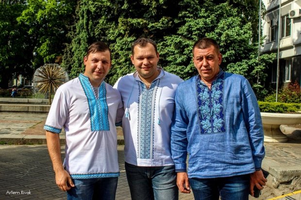 День вишиванки: як святкують українці в різних містах – неймовірні фото та відео