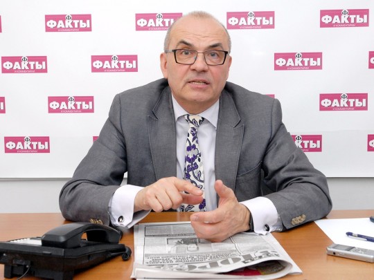 Если после использования очков человек стал лучше видеть без них — это плохой симптом, — офтальмолог Сергей Рыков