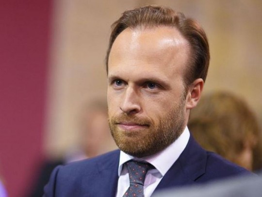 Филатов уволился с должности замглавы АП