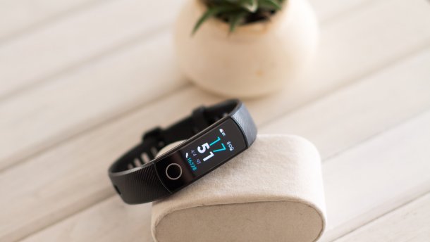 Фитнес-браслет Honor Band 5 засветился в сети: фото и особенности