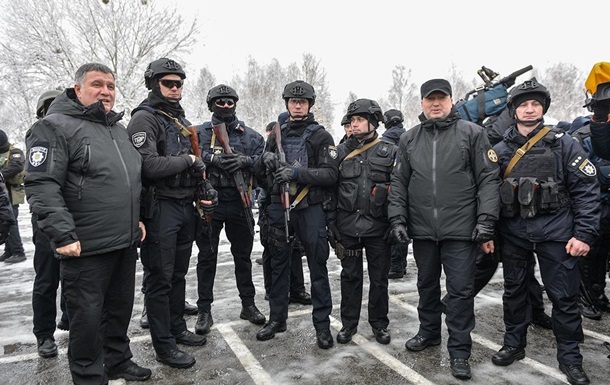 Глава МВД назвал плюсы от военного положения