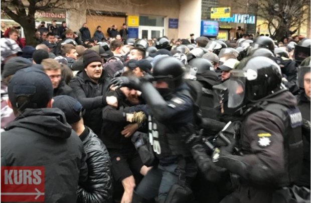Главные новости 19 марта: отставка Назарбаева и великое переселение в Крыму