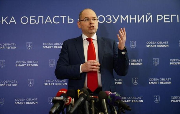 Кабмин отправил в отставку двух губернаторов