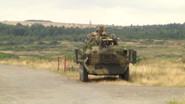 Как военные тренировались с инструкторами НАТО: фото и видео