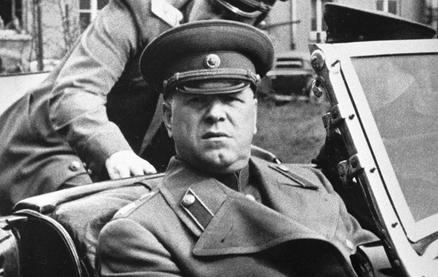 Кернес подписал решение о переименовании проспекта имени Жукова