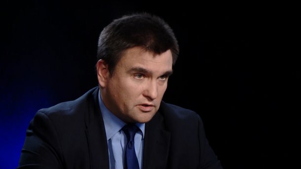 Климкин Зеленскому: с Путиным не стоит общаться, как с Порошенко перед выборами