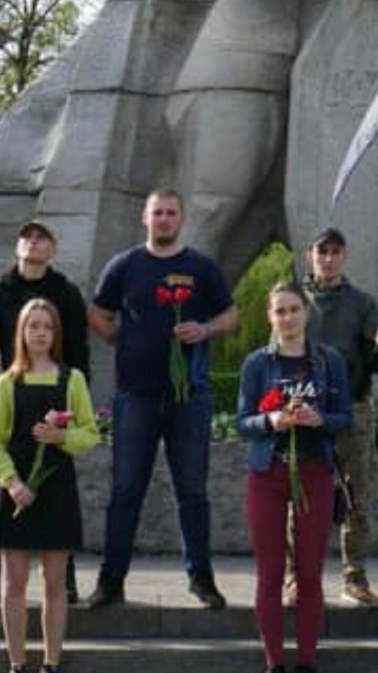 Кто напал на оператора 24 канала в Харькове: фото и видео 18+