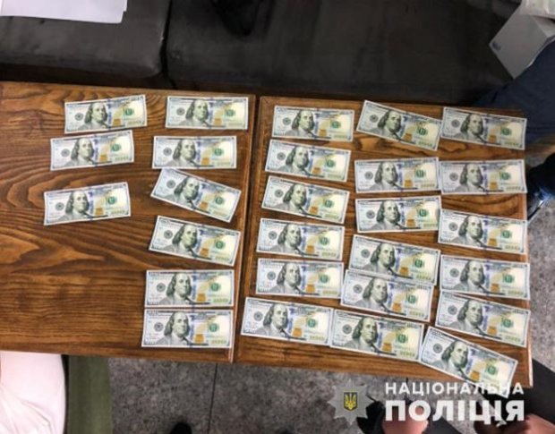Львовянка хотела продать в сексуальное рабство собственную дочь: ужасные подробности