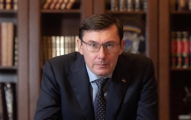 Луценко намерен вернуться в политику