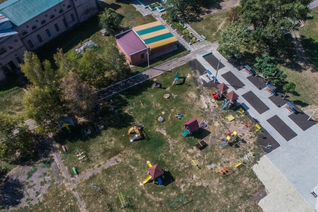 Між війною та миром: як живе Троїцька селищна громада