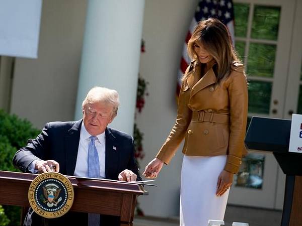 Мелания Трамп вышла из тени (фото)