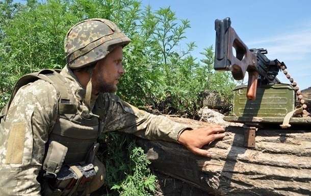 На Донбассе один боец ВСУ погиб, еще два ранены