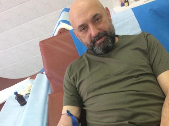 На передовой 50 тысяч бойцов. Не забывайте о них: замглавы СНБО сдал кровь для раненных воинов