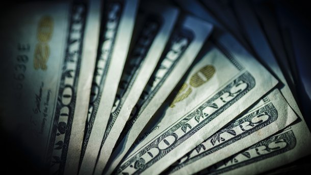 Наличный курс валют 27 мая: гривна укрепилась
