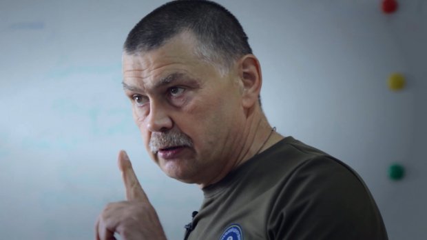 Не стріляти зі зброї, а володіти нею, тактична медицина, універсальність: як навчають десант