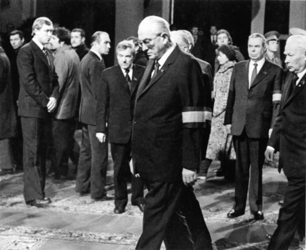 От чекиста до диктатора – один шаг: как Юрий Андропов купил Советский Союз 60 копеек