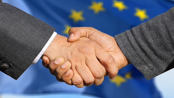 Почему итоговую декларацию саммита Восточного партнерства подписала только Могерини