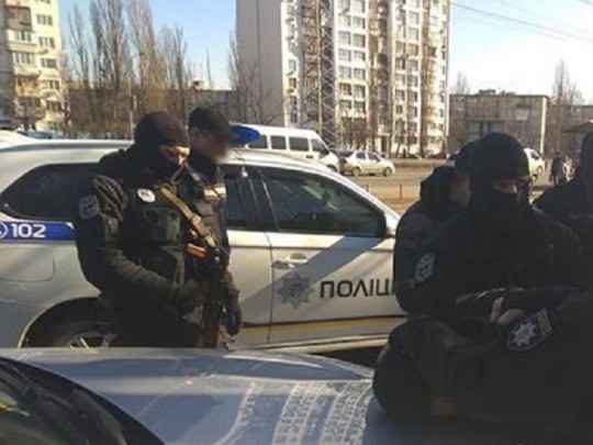 Полковник купил девять квартир в Киеве, заработав на продаже данных коллекторам