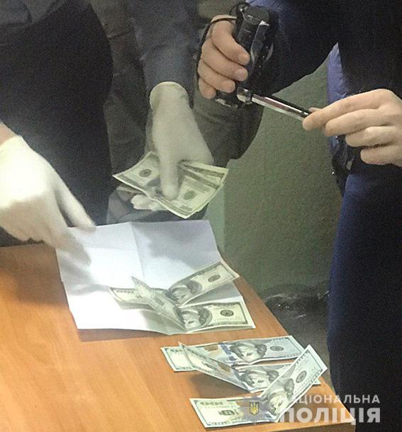 Полковник купил девять квартир в Киеве, заработав на продаже данных коллекторам