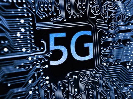 Порошенко дал старт появлению 5G в Украине: когда заработает высокоскоростная связь