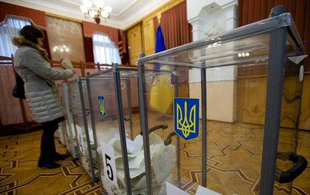Порошенко просят разобраться с искажением результатов выборов в Раду