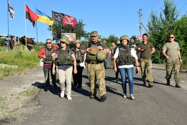 Район Операции объединенных сил посетила официальная делегация Литвы