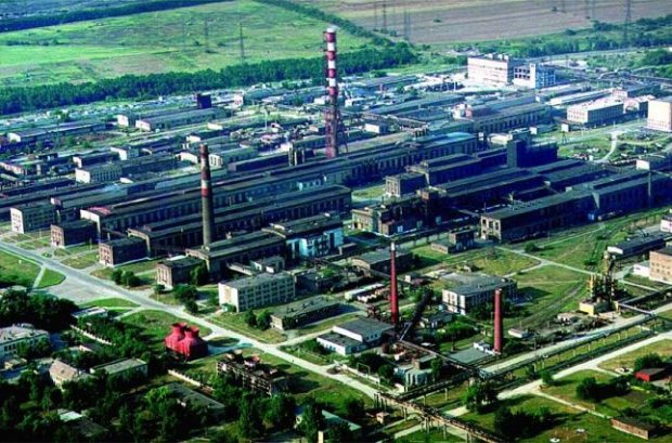 Скільки заробляє олігарх Фірташ на заводі-гіганті та хто із чиновників йому допомагає