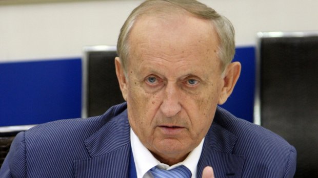Слуга народу підігрує мажоритарнику, який працює на армію та спецслужби РФ: розслідування