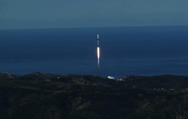 SpaceX запустила 64 спутника за раз