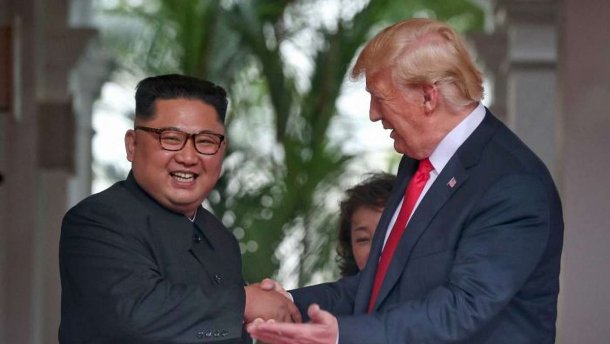 Суть встречи Трампа с Ким Чен Ыном показали в остроумных карикатурах