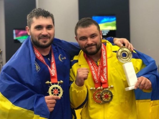Украинский тяжелоатлет Чумак завоевал три «золота» на чемпионате Европы (фото)