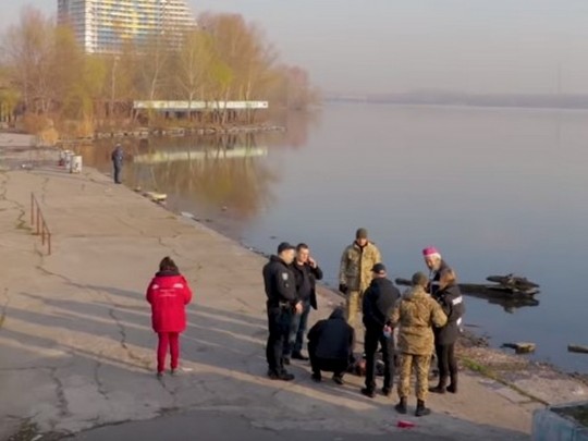 В Днепре двое парней ради забавы сбросили мужчину с моста: подробности страшного убийства (видео)