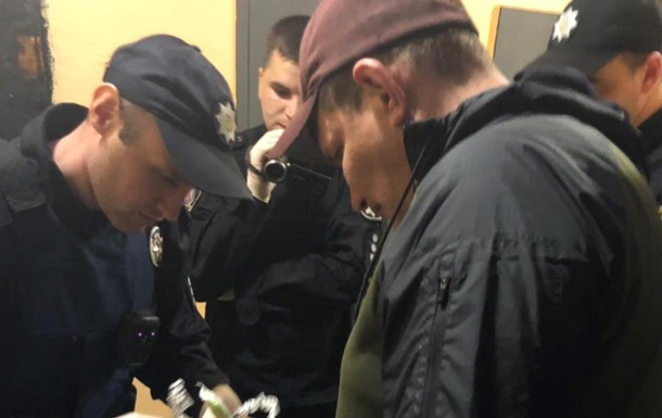 В Киеве жильцы дома поймали серийного поджигателя квартирЭксклюзив