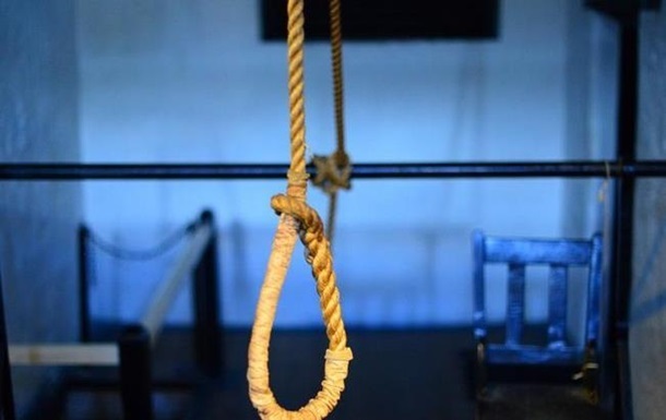 В Кропивницком обнаружили тело повешенного мужчины в гараже