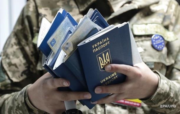 В Польше обнаружили более 200 незаконных рабочих из Украины