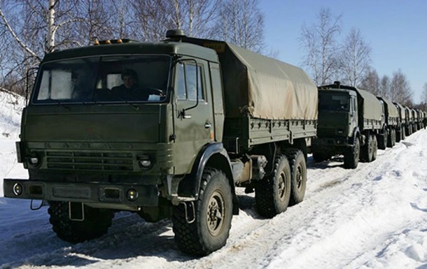 В России в ДТП пострадали восемь военных – СМИ