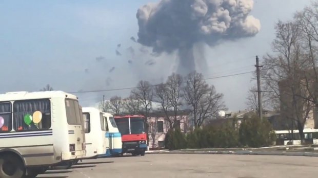 Вибухи у Калинівці та Балаклії: чому владі вигідна утилізація боєприпасів тільки на папері