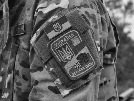 ВСУ мощно ответили боевикам за гибель побратима: в сеть попало видео боев