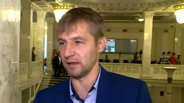 Вже не козак: нардеп Гаврилюк змінив імідж
