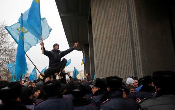 Захватившие админздания в Крыму не являются спецподразделением - нардеп