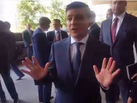 Зеленский рассказал, что будет делать, если суд признает роспуск Рады незаконным