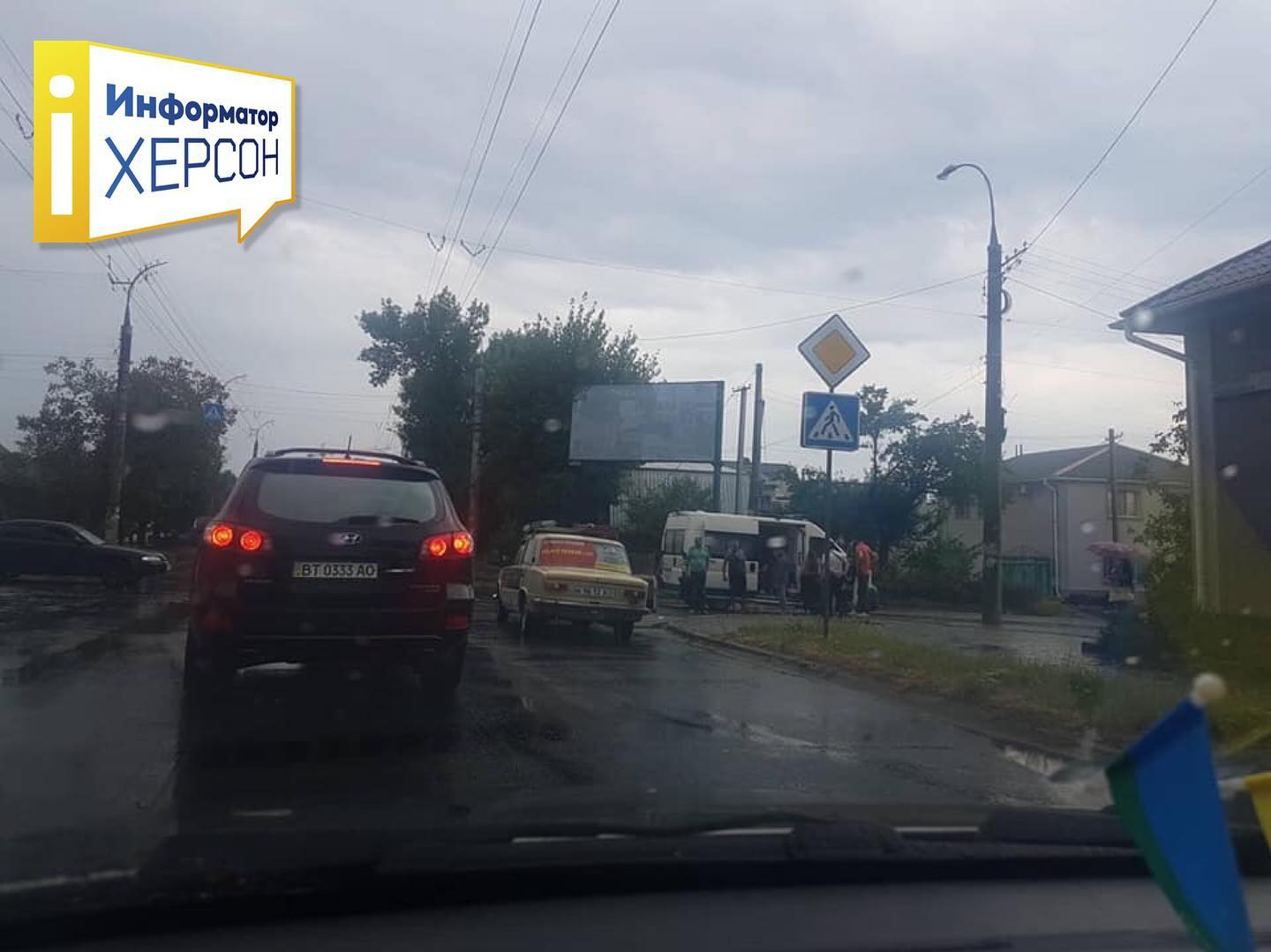 В Херсоне на аварийноопасном перекрестке произошло ДТП